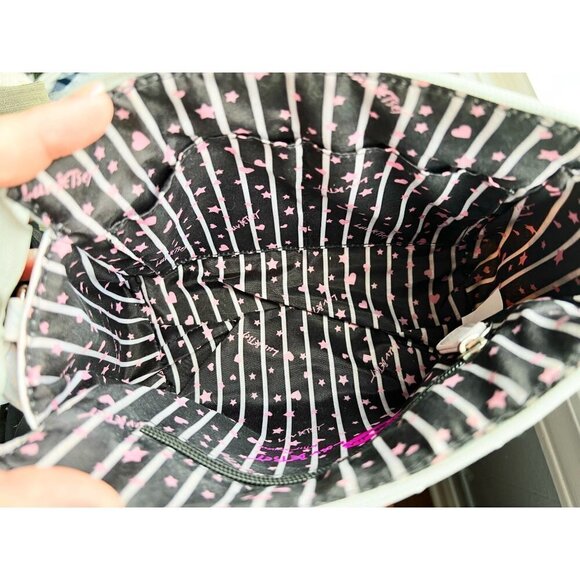 BETSEY Johnson Bonnie Quilted Crossbody Bag Chevron Pattern Grey/Blue - Picture 9 of 15